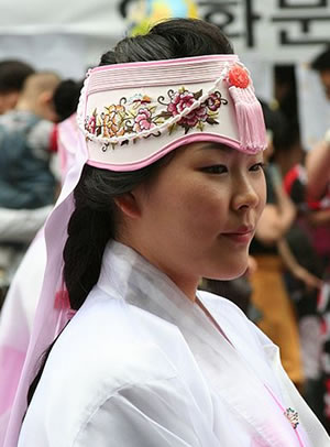 north korean army women. Traditional Korean woman#39;s